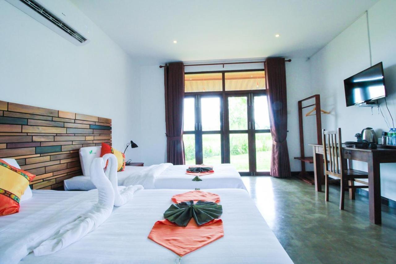 Ceyloni Hotel Sigiriya Buitenkant foto